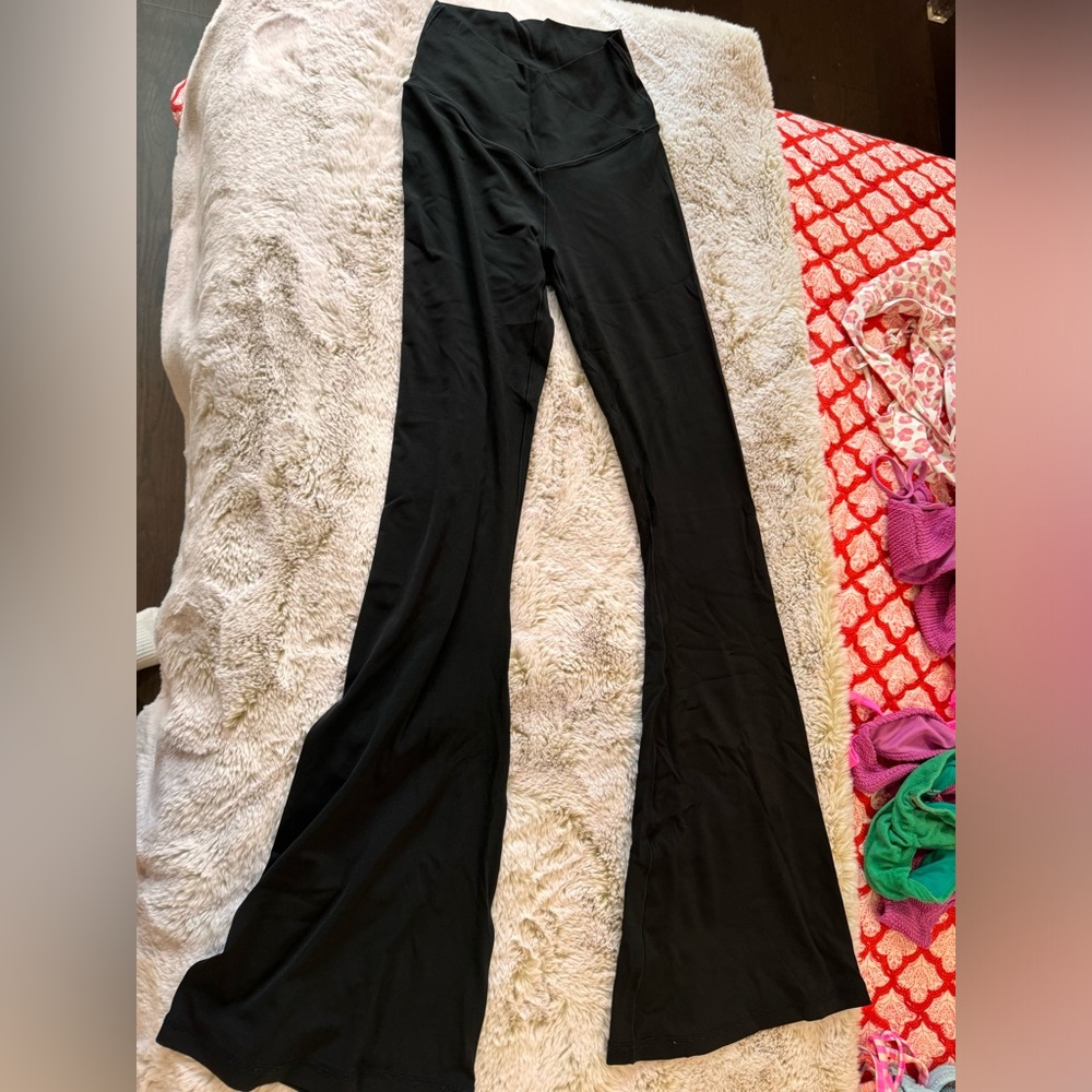 aerie women’s high waisted flare leggings